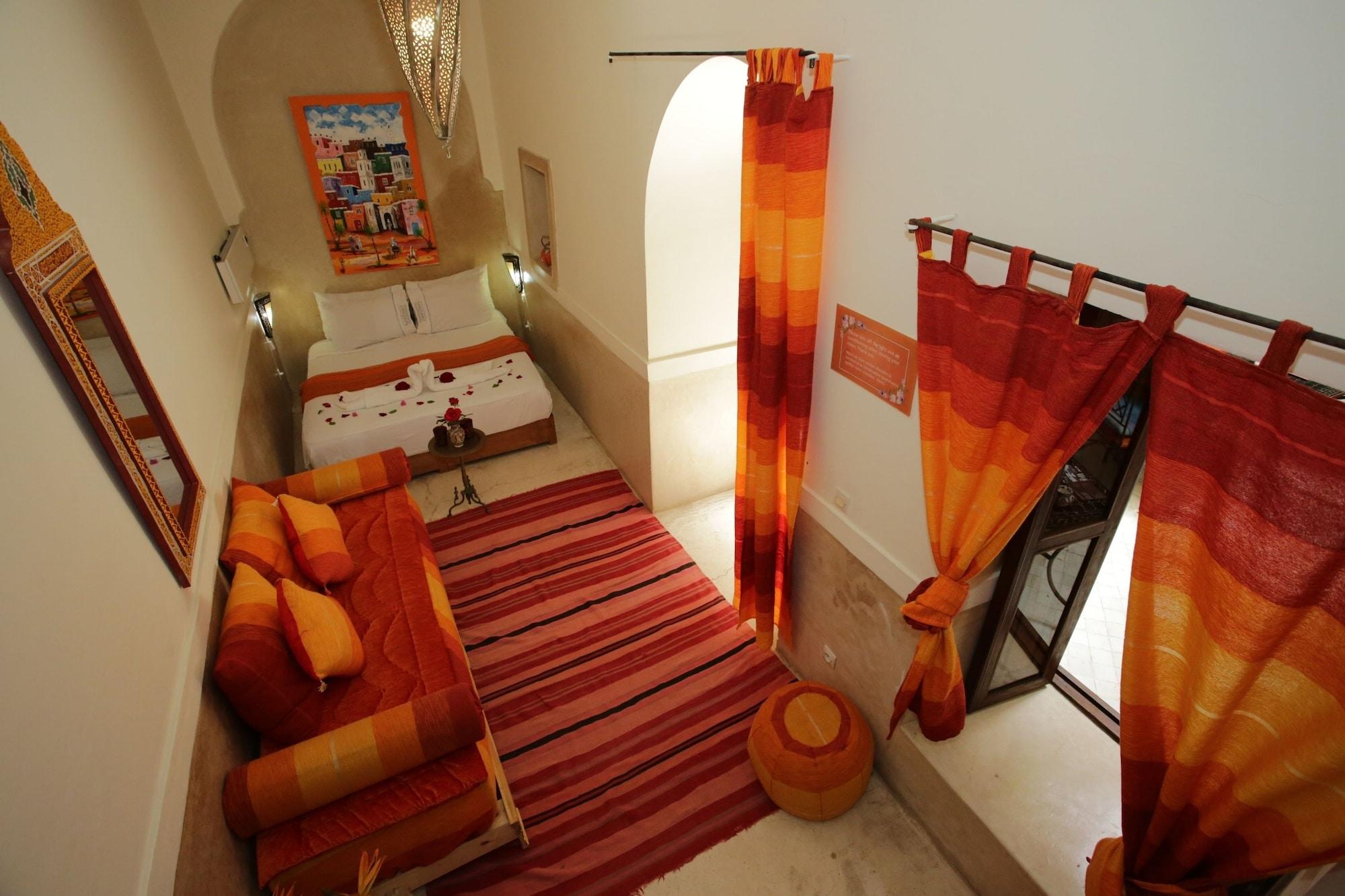 Riad White Flowers Marrakesh Extérieur photo