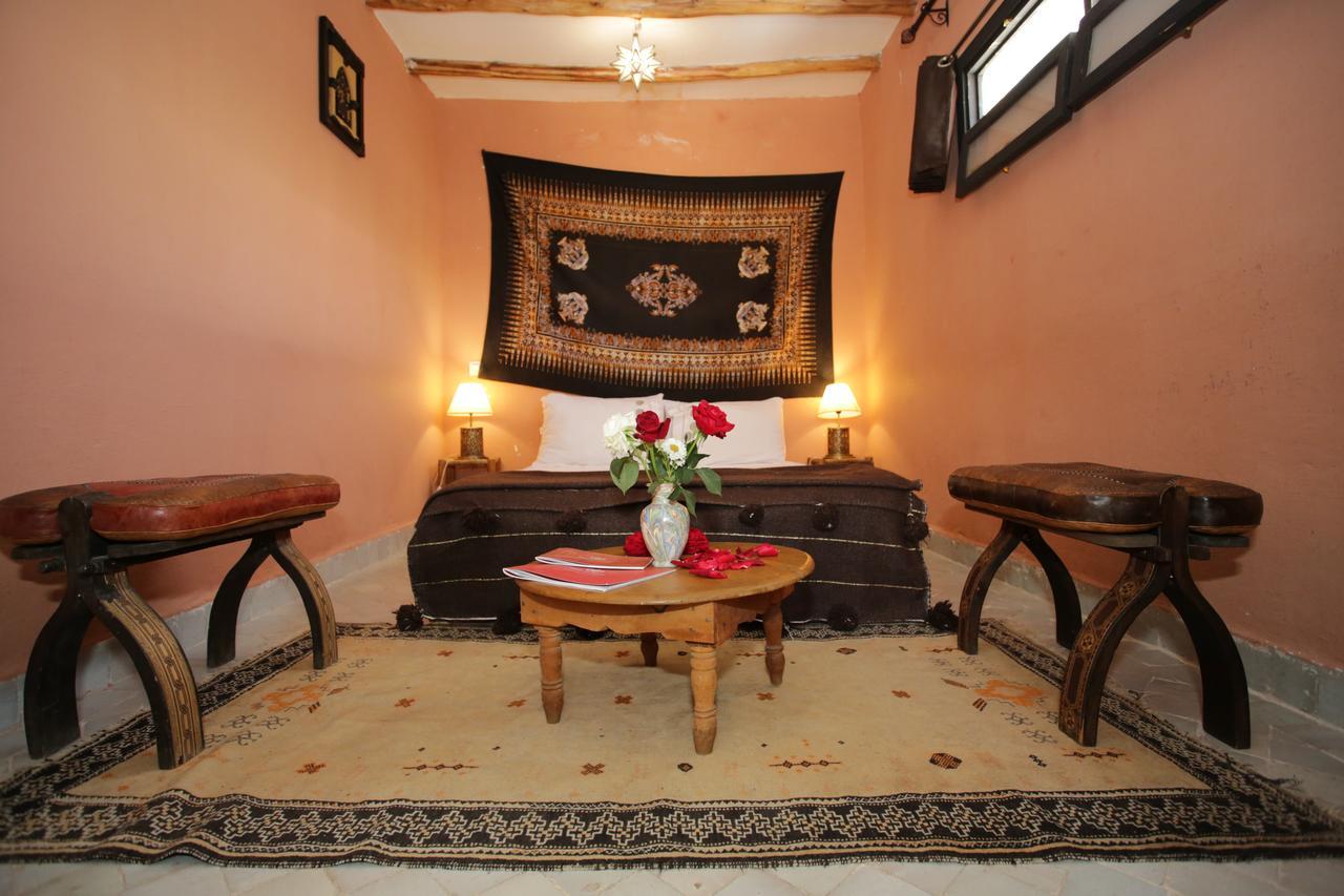 Riad White Flowers Marrakesh Extérieur photo
